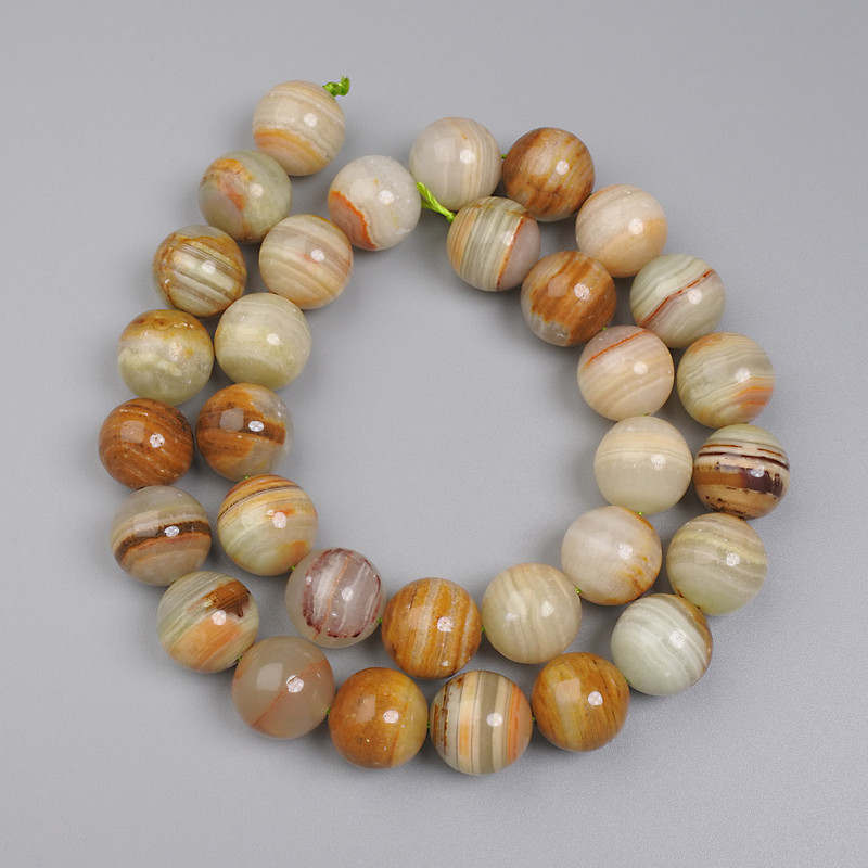 Onyx Beads, Smooth Spheres, 12 mm Diameter, on Thread, 39 cm Length